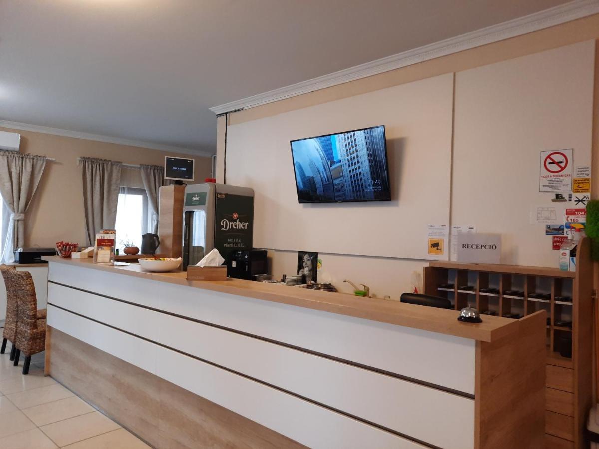 Vegvari Hotel Eger Zewnętrze zdjęcie
