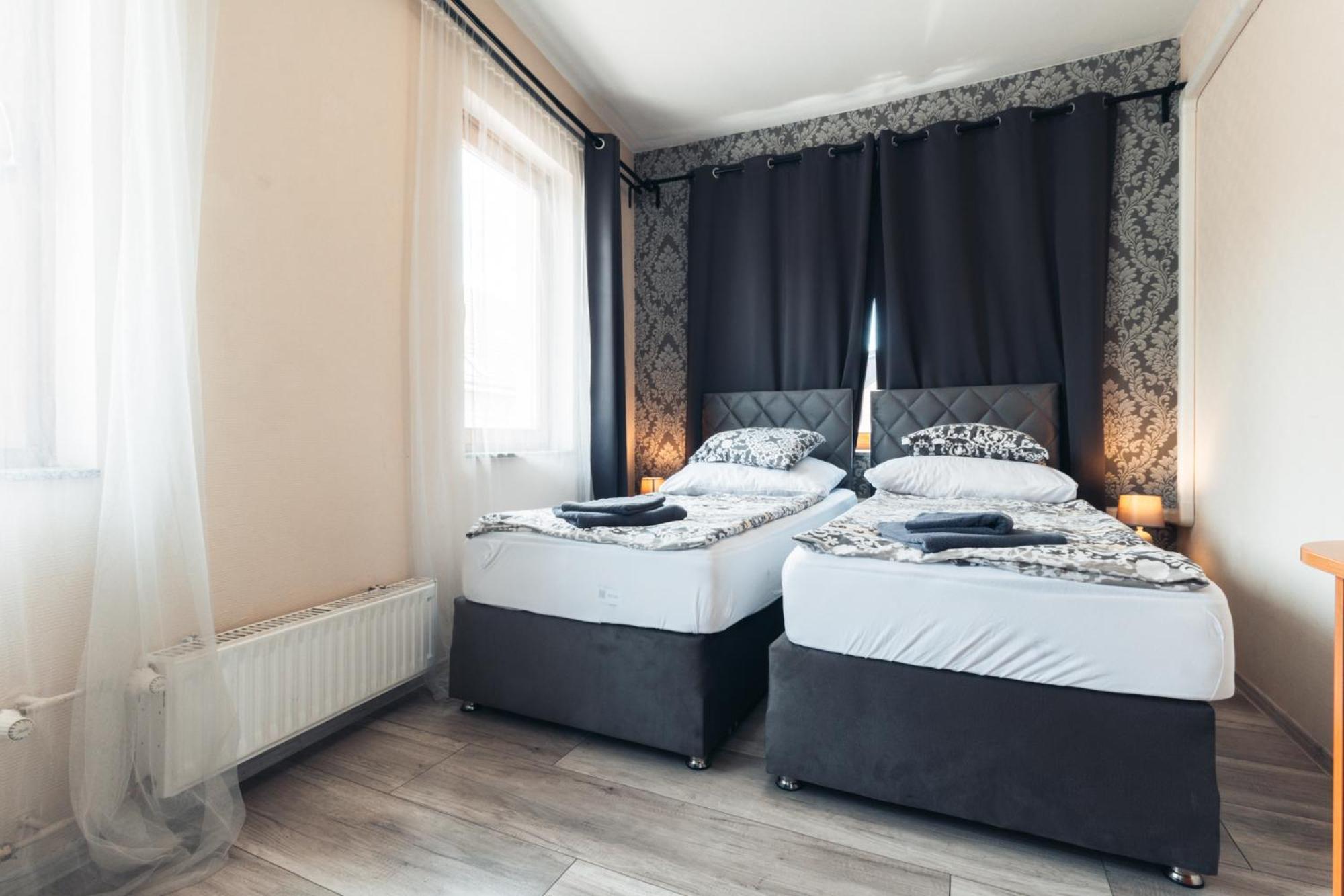 Vegvari Hotel Eger Zewnętrze zdjęcie